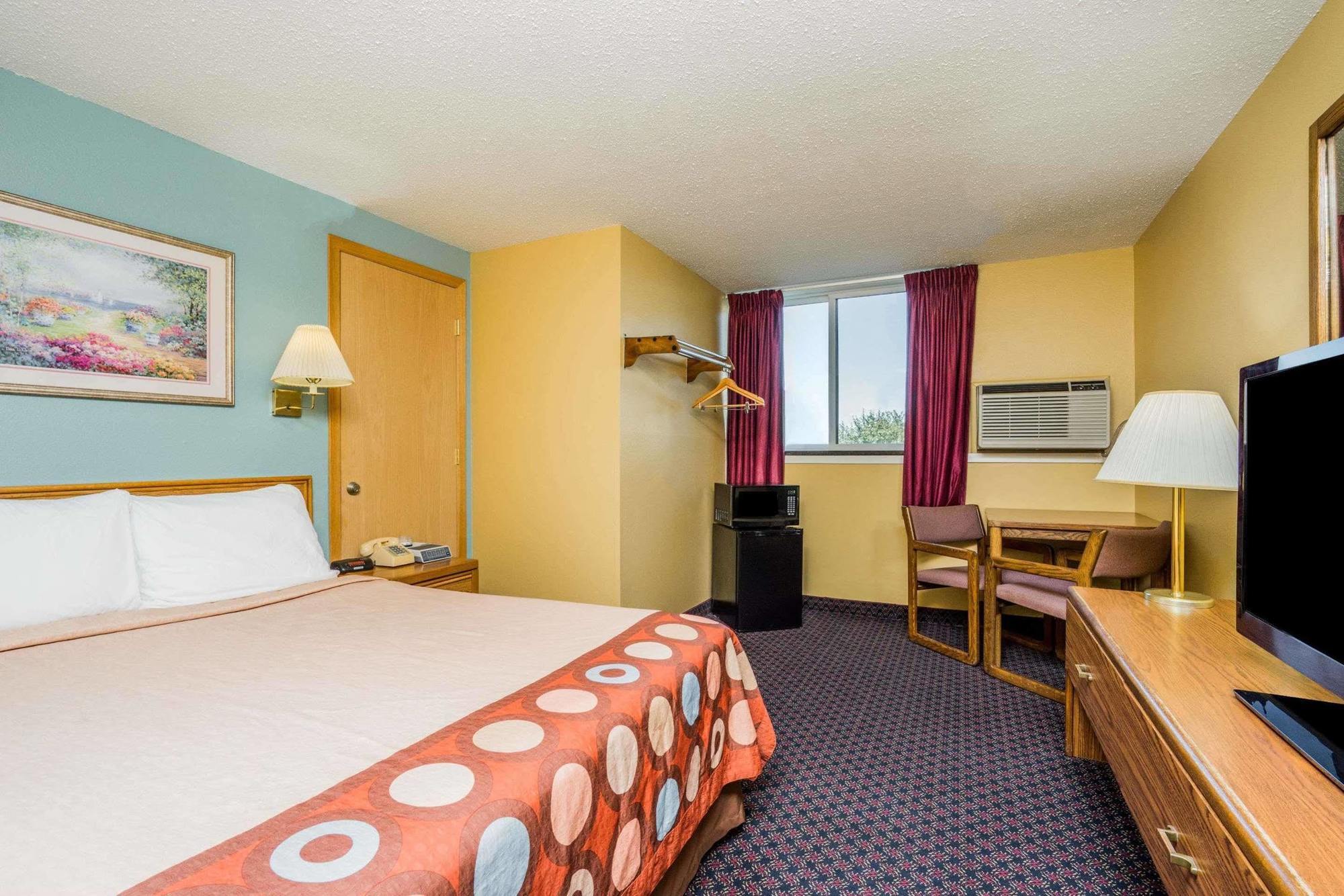Super 8 By Wyndham Fergus Falls المظهر الخارجي الصورة